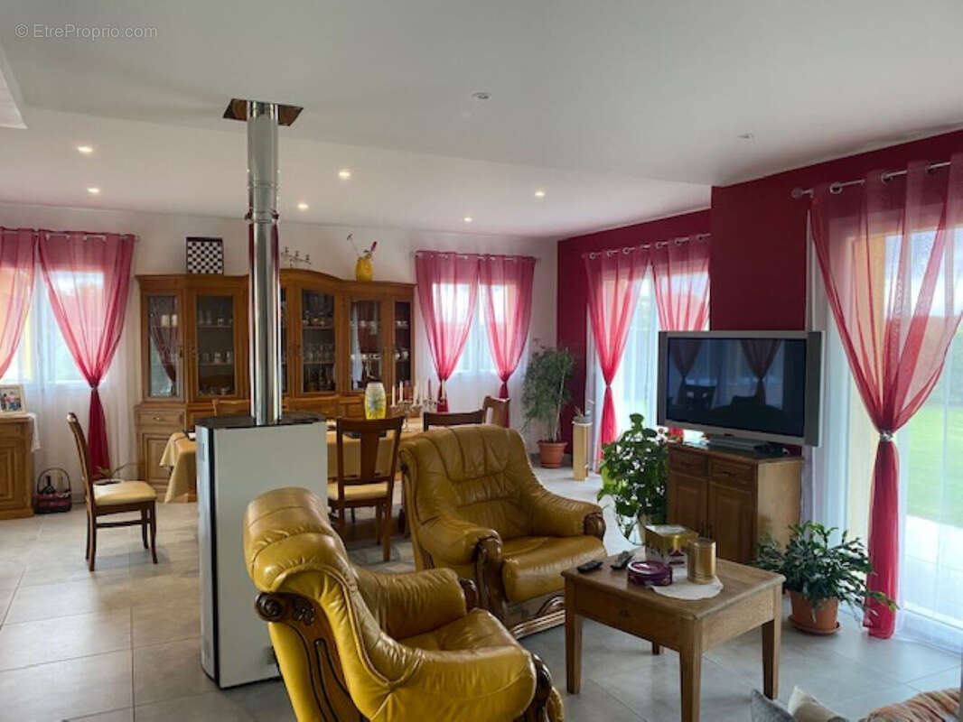 Maison à L&#039;AIGLE