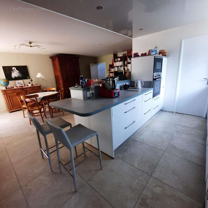 Maison à SAINTE-LUCE-SUR-LOIRE