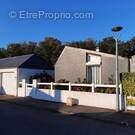 Maison à SAINTE-LUCE-SUR-LOIRE