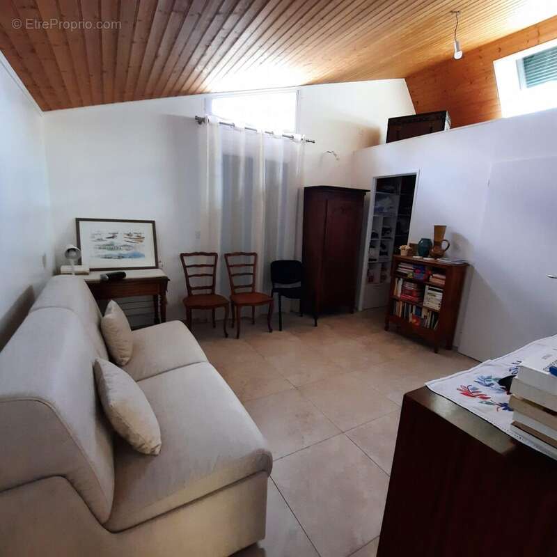 Maison à SAINTE-LUCE-SUR-LOIRE