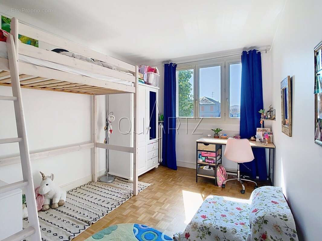 Appartement à VERSAILLES