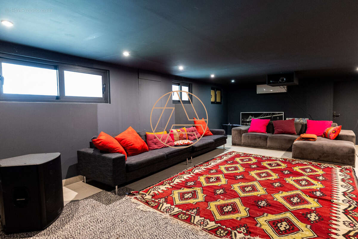 Maison à NOGENT-SUR-MARNE