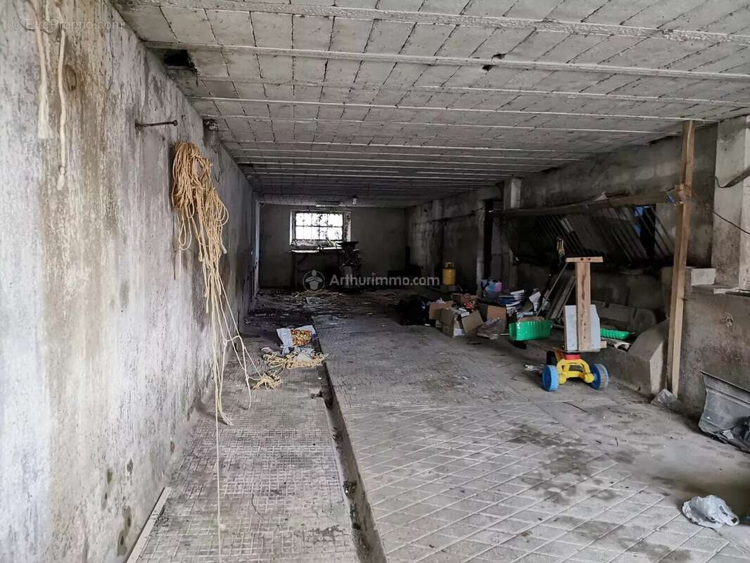 Maison à DAMMARTIN-SUR-MEUSE