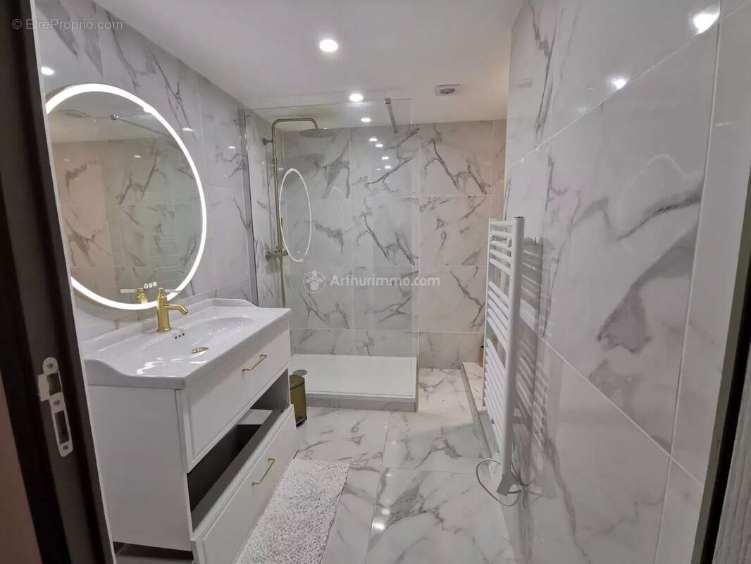 Maison à BREUVANNES-EN-BASSIGNY