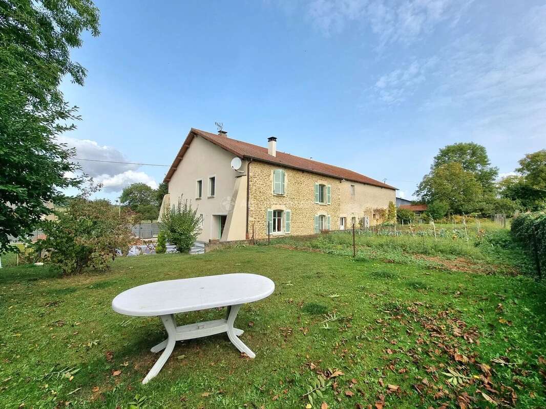 Maison à MAISONCELLES