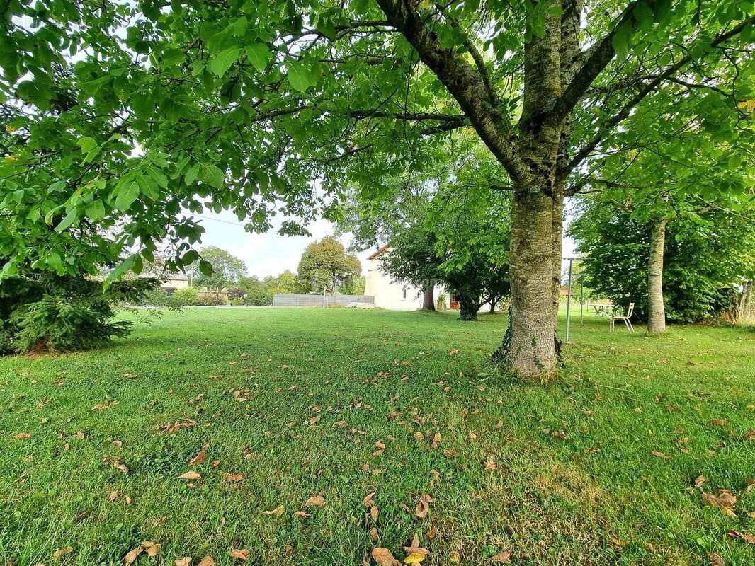 Maison à MAISONCELLES