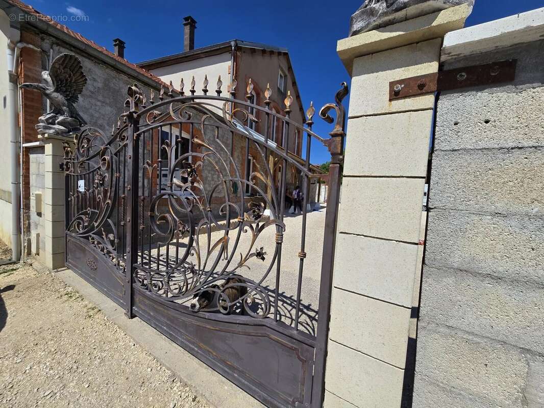 Maison à BOURBONNE-LES-BAINS