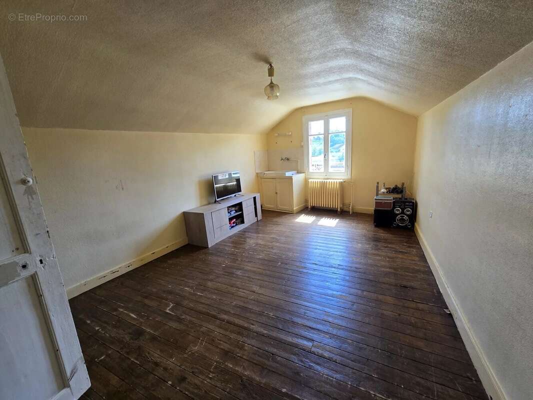 Maison à BOURBONNE-LES-BAINS