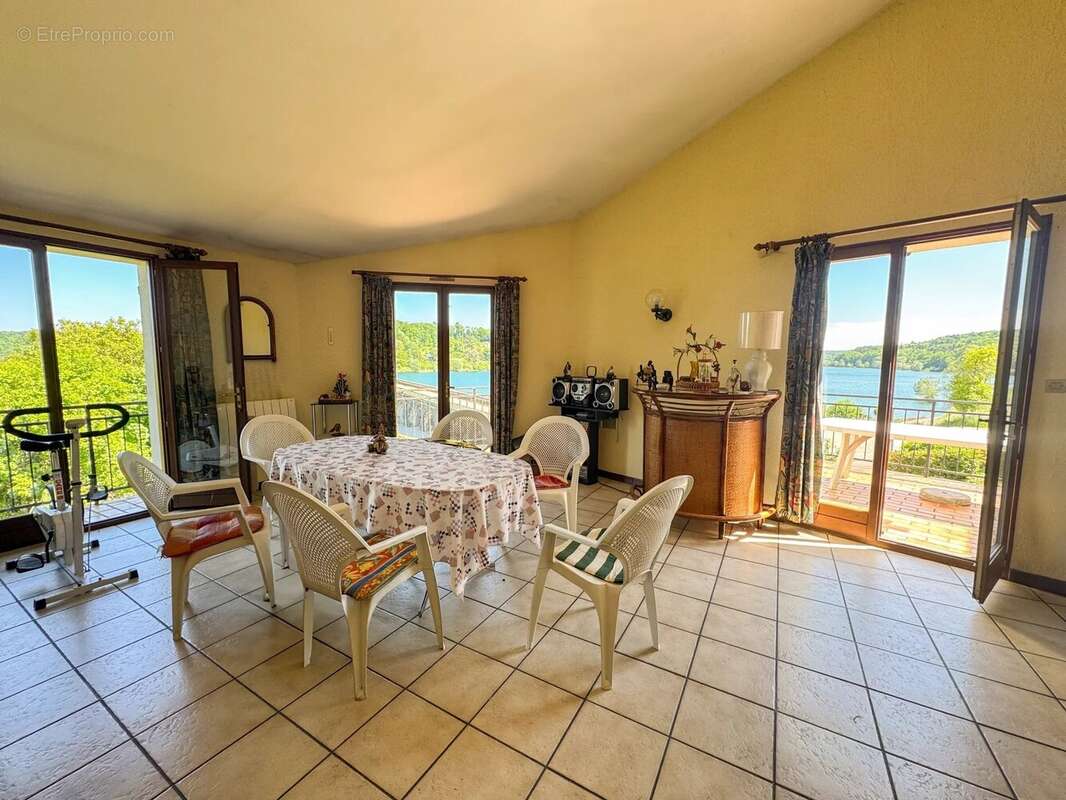 Maison à SAINT-CIERGUES