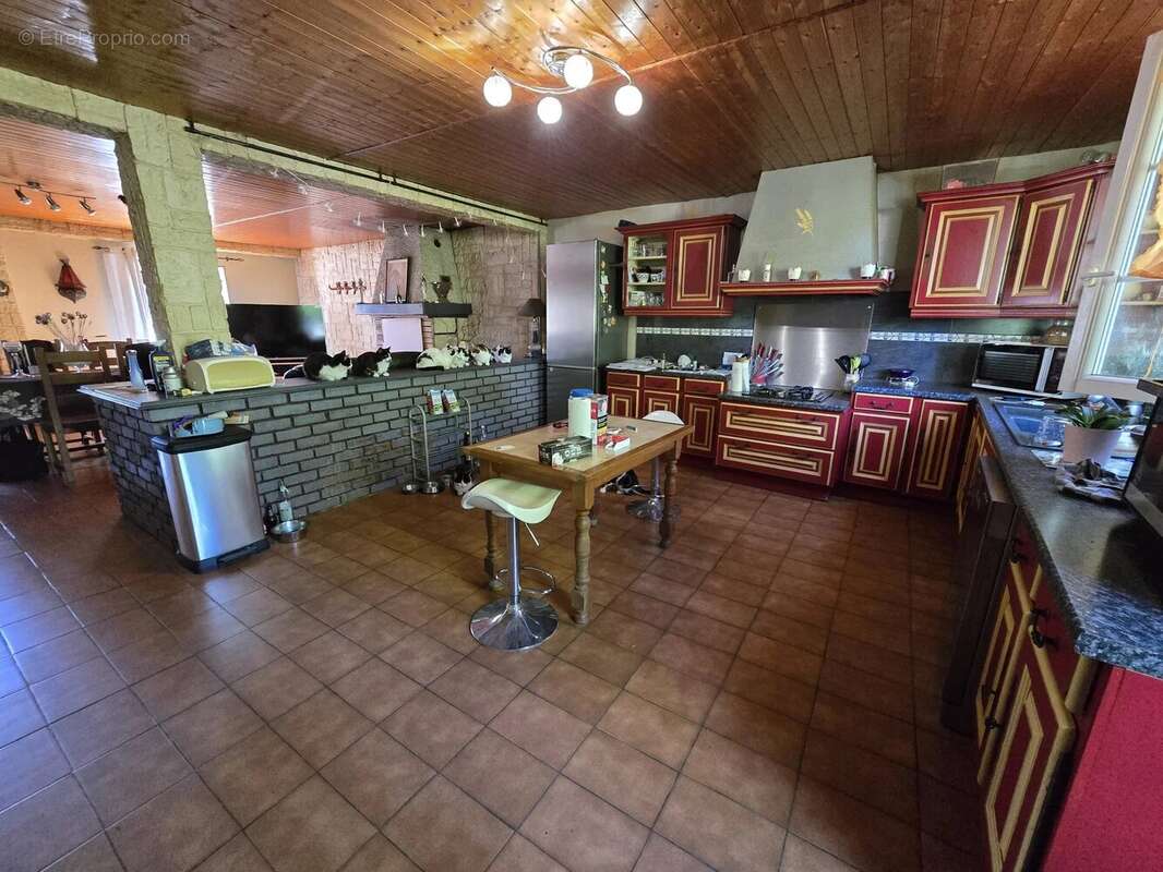 Maison à LARIVIERE-ARNONCOURT