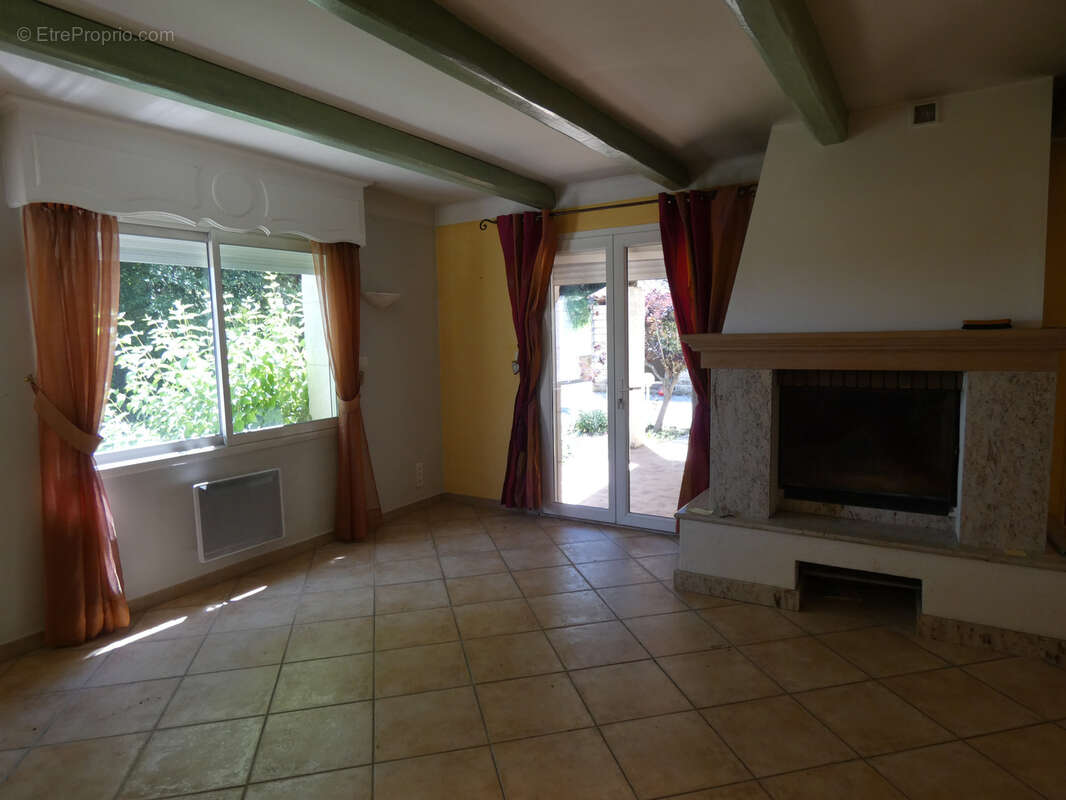 Maison à SAINT-PRIVAT-DES-VIEUX