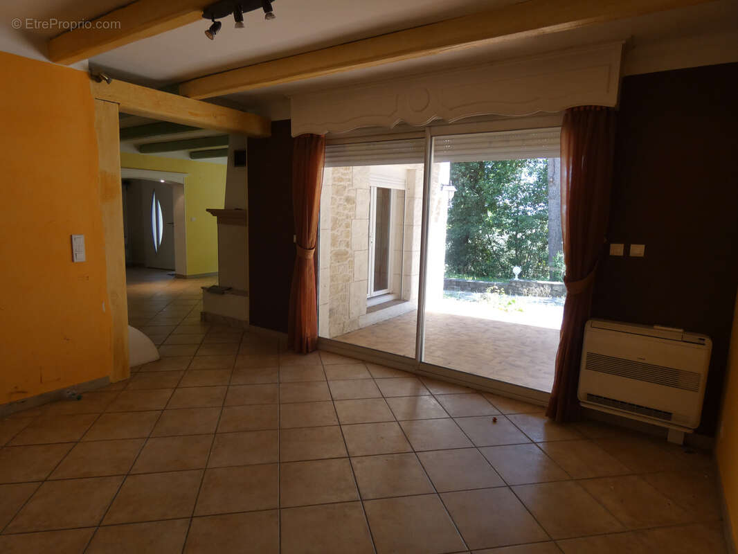 Maison à SAINT-PRIVAT-DES-VIEUX