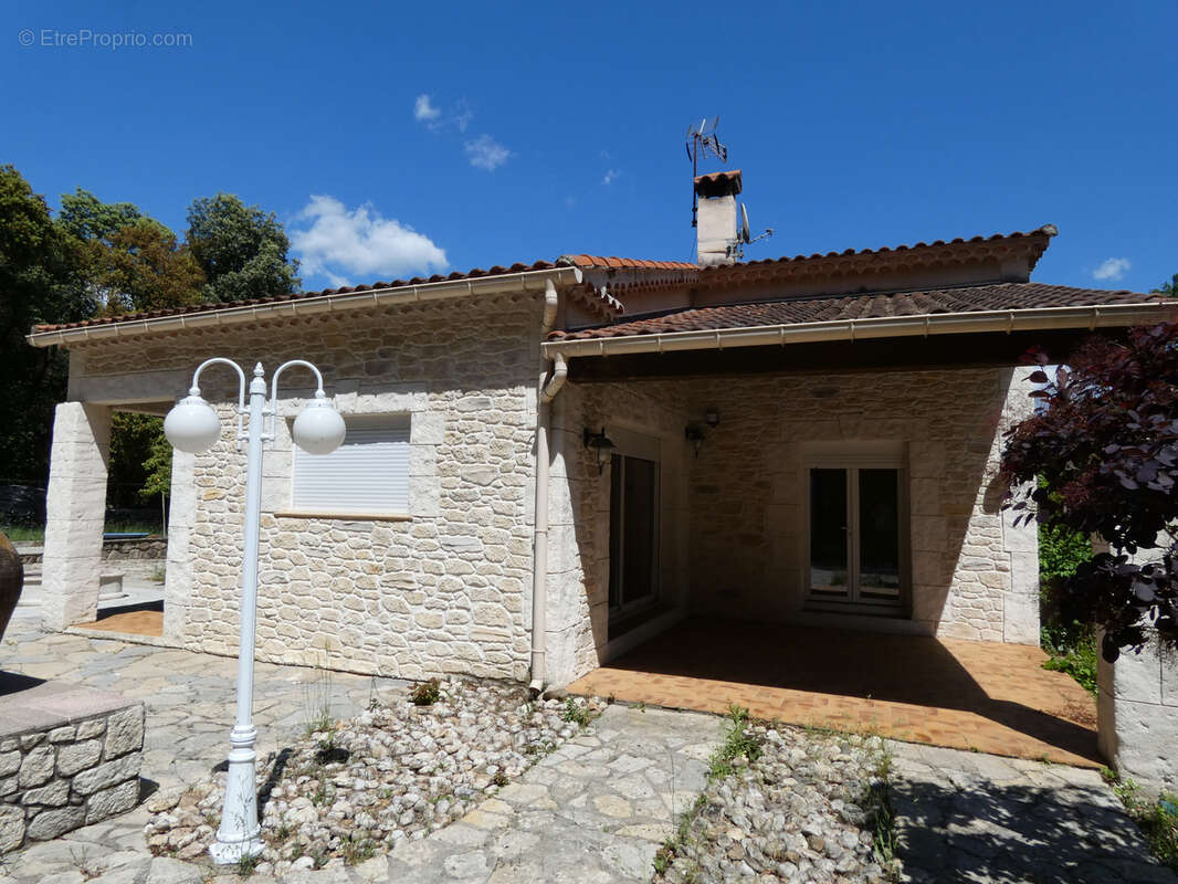 Maison à SAINT-PRIVAT-DES-VIEUX