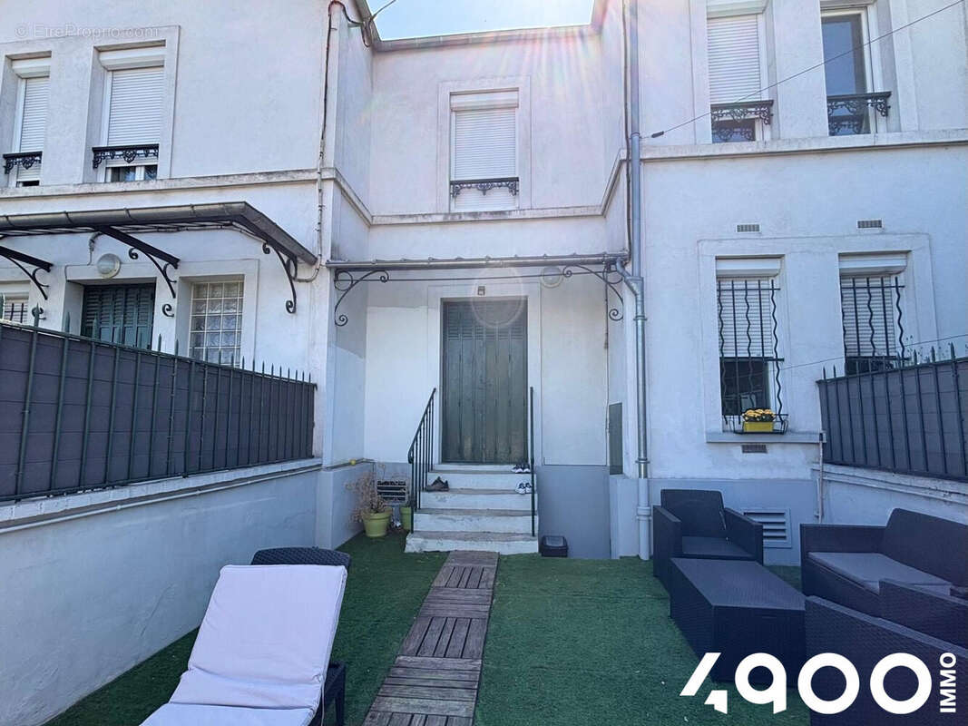 Maison à JUVISY-SUR-ORGE