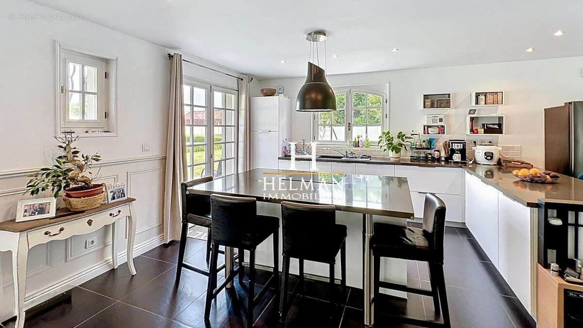 Maison à AIRE-SUR-LA-LYS