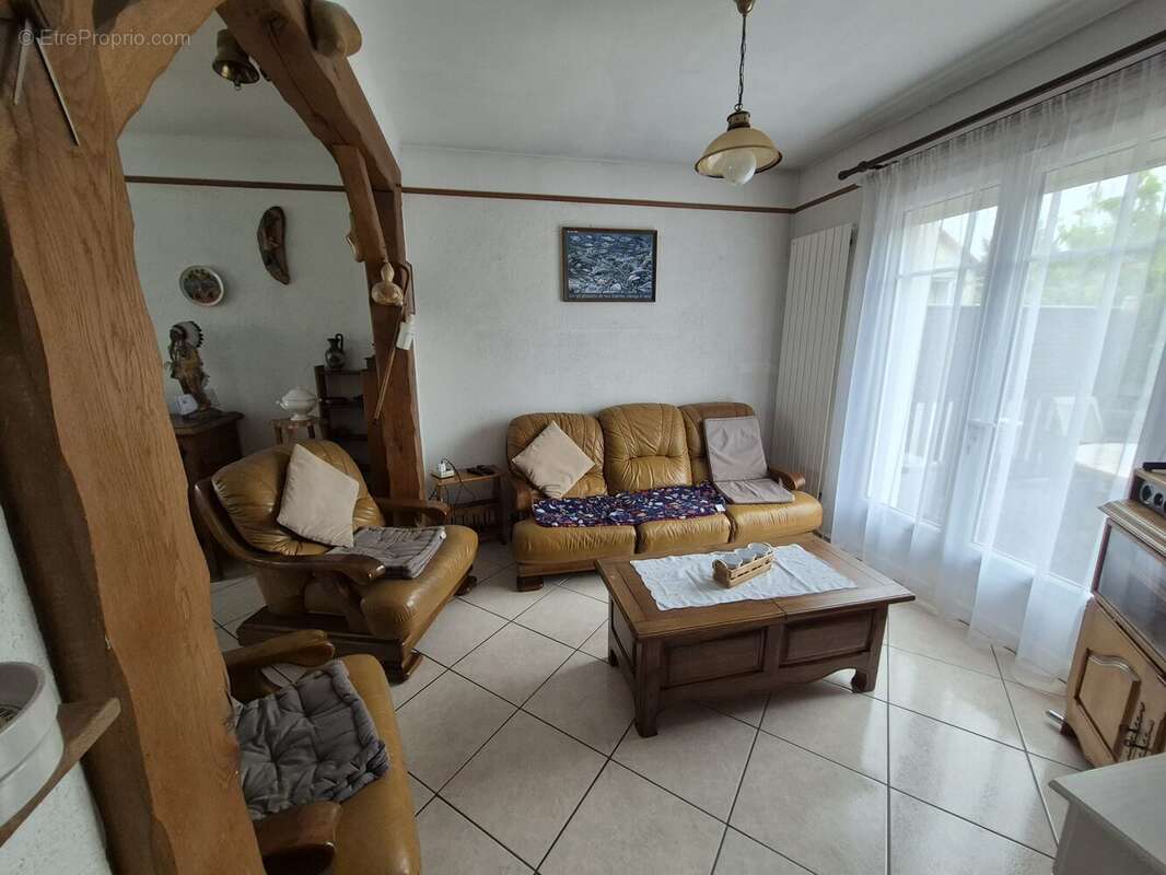 Maison à GOUSSAINVILLE