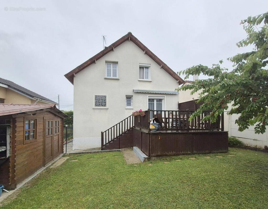 Maison à GOUSSAINVILLE