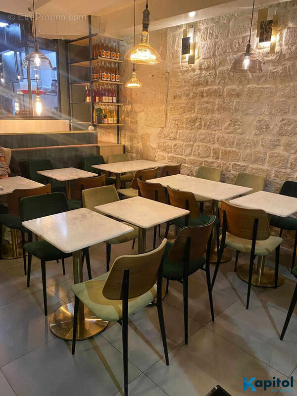 Autre à PARIS-9E