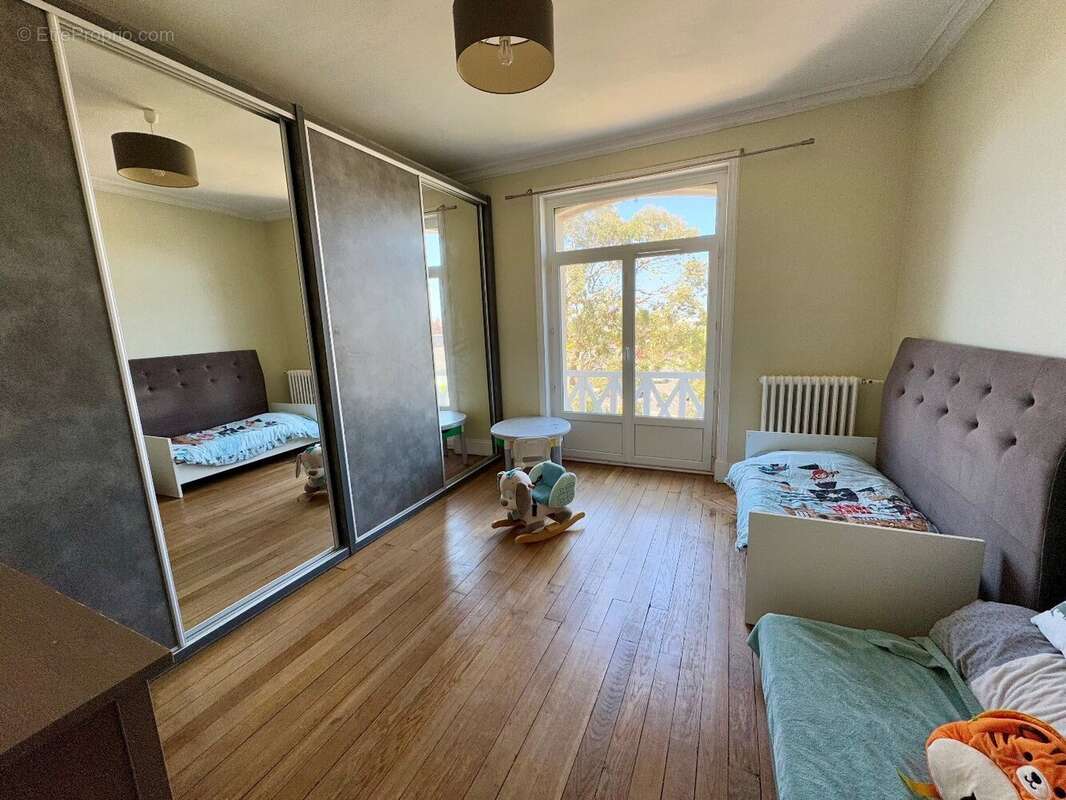 Maison à OUISTREHAM