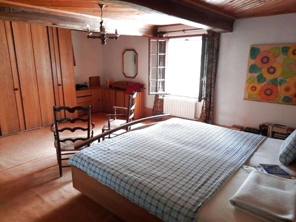 Maison à PUYDARRIEUX