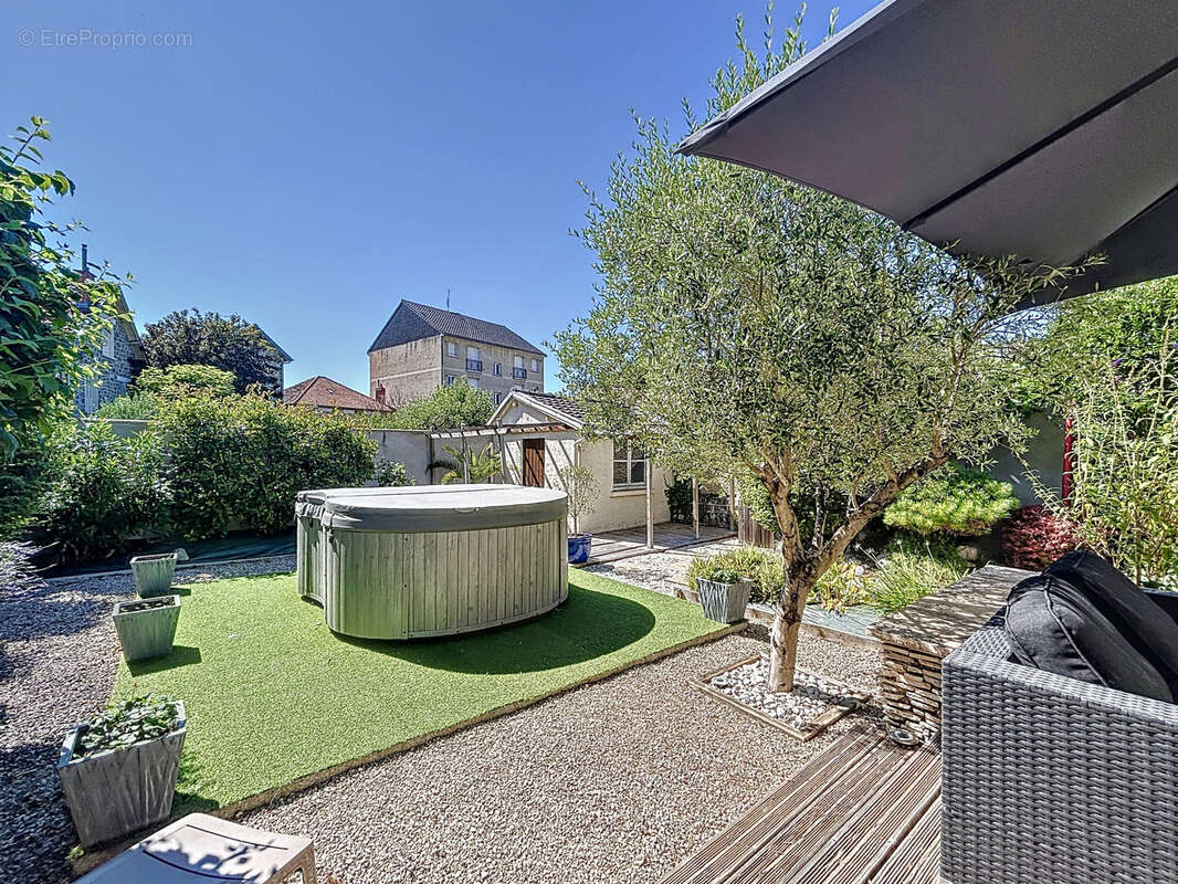 Maison à BRIVE-LA-GAILLARDE