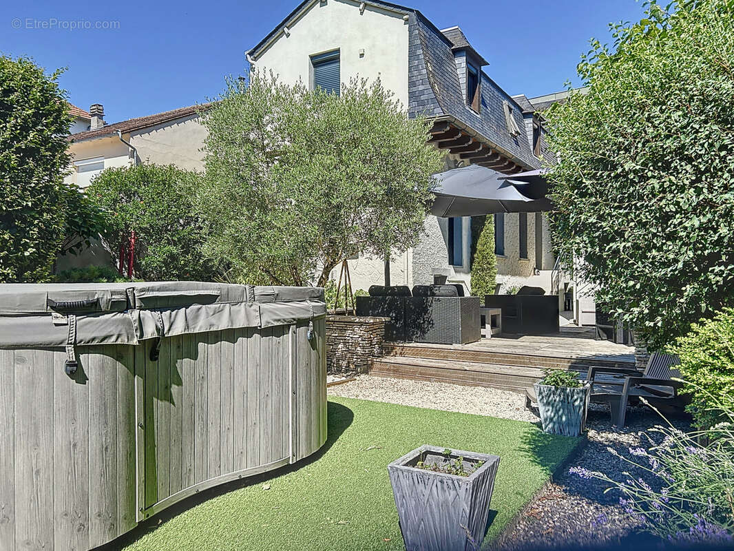 Maison à BRIVE-LA-GAILLARDE