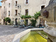 Commerce à VENASQUE