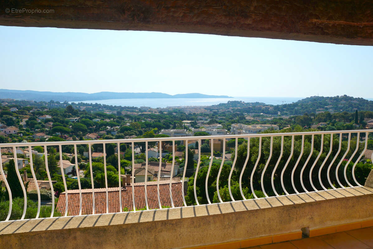 Maison à CAVALAIRE-SUR-MER