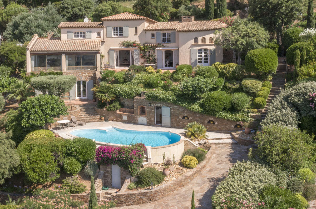 Maison à CAVALAIRE-SUR-MER