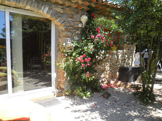 Maison à POUGNADORESSE