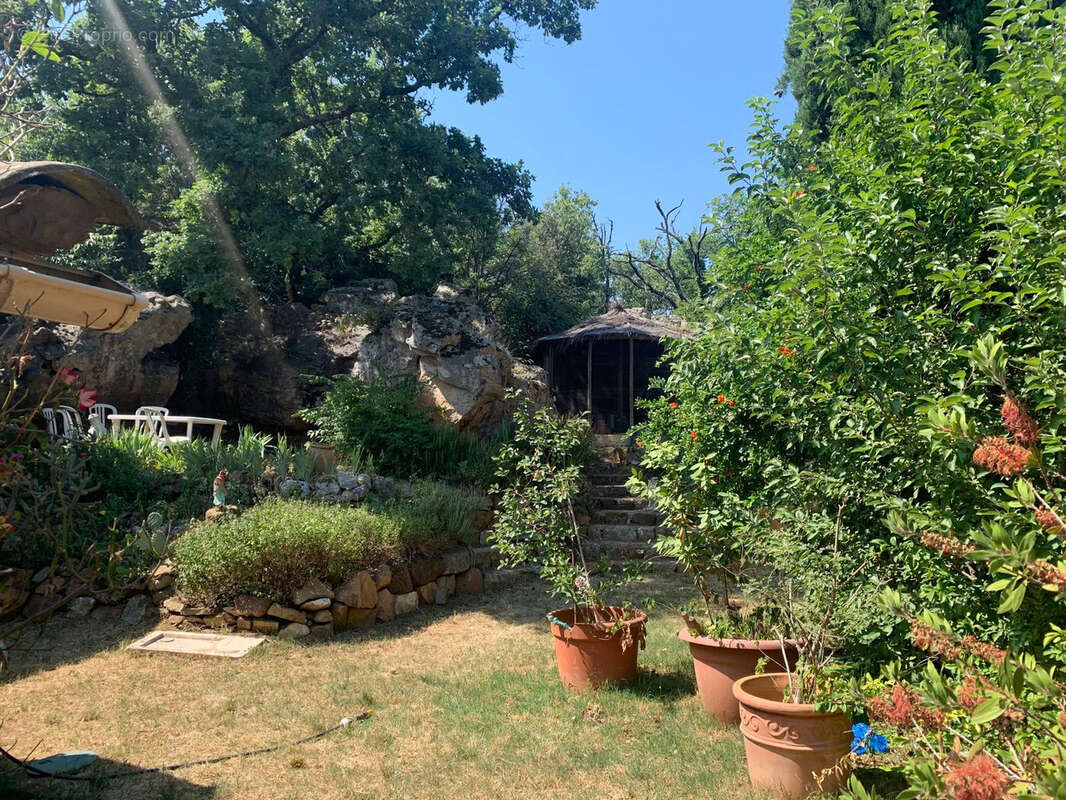 Maison à POUGNADORESSE