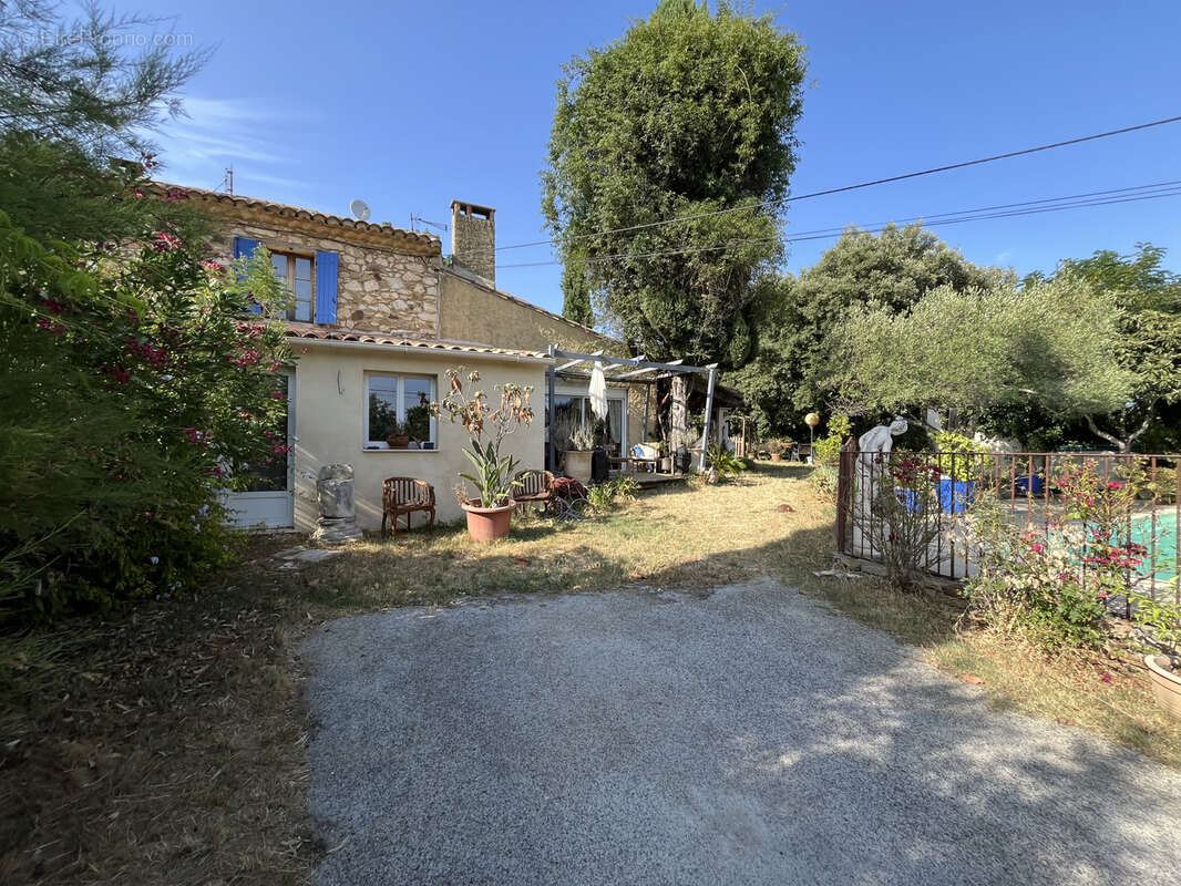 Maison à POUGNADORESSE