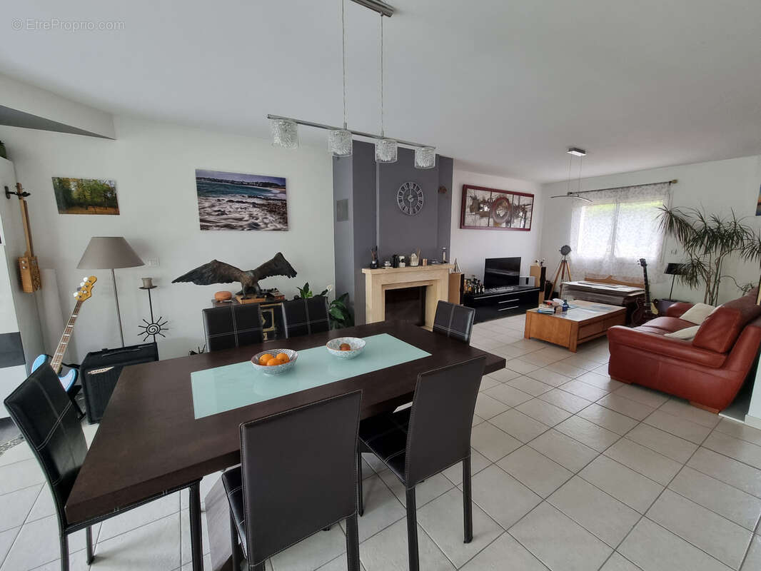 Maison à BOURGBARRE