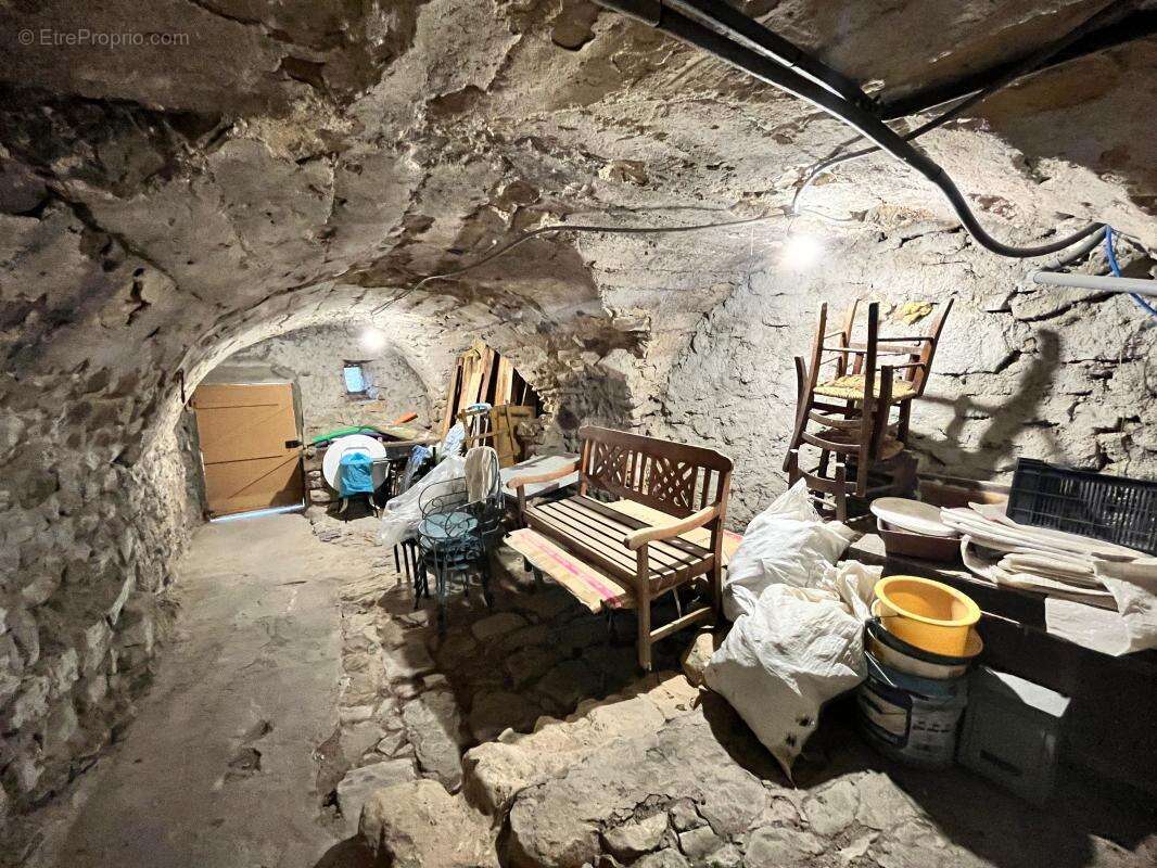 Maison à SAINT-PAUL-LE-JEUNE