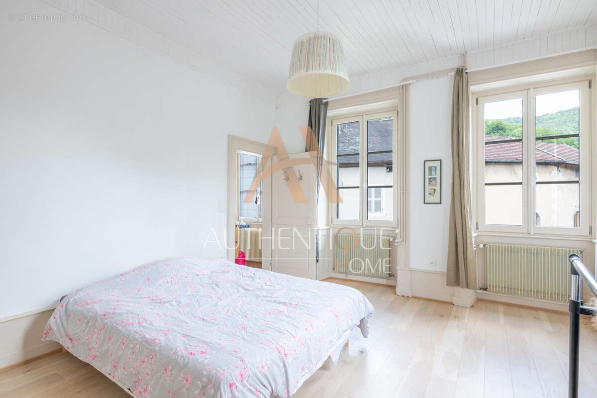 Maison à MOUTHIER-HAUTE-PIERRE