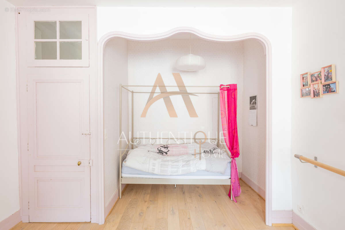 Maison à MOUTHIER-HAUTE-PIERRE