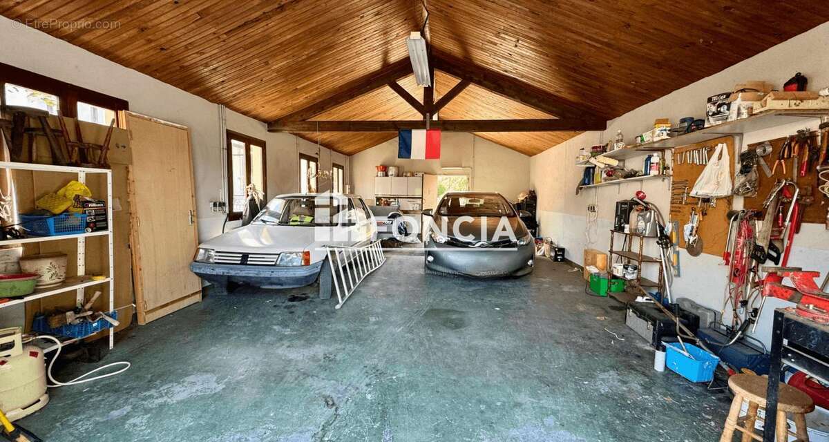 Maison à BERTHOLENE