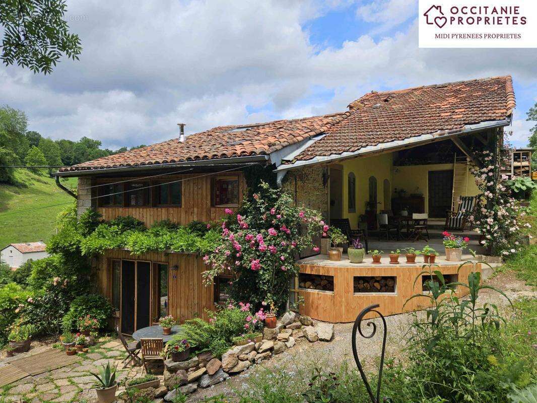 Maison à CASTELNAU-DURBAN