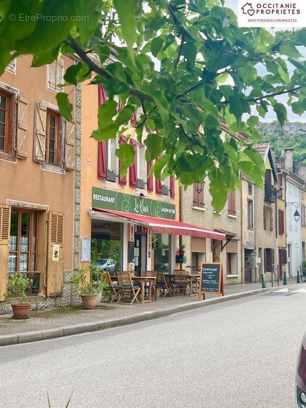 Commerce à LE MAS-D&#039;AZIL