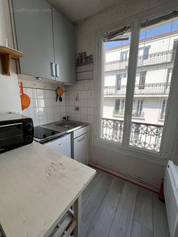 Appartement à PARIS-14E