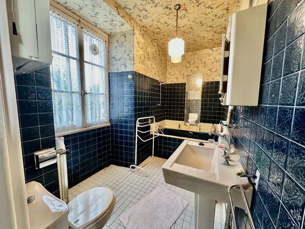 Maison à CRESSENSAC