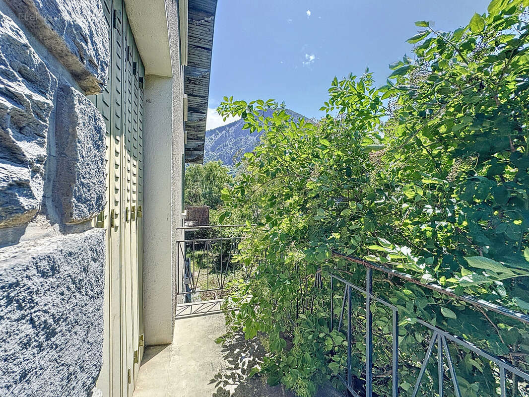 Maison à SAINT-JEAN-DE-MAURIENNE