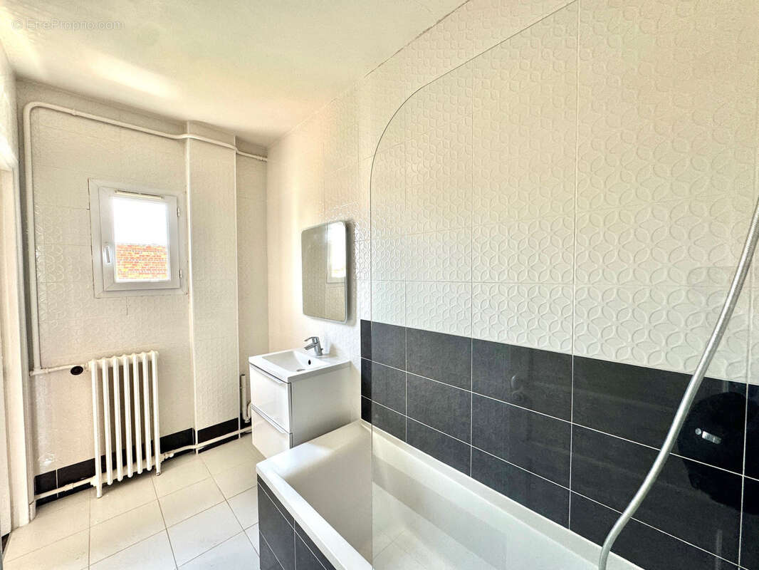 Appartement à SAINT-MAURICE