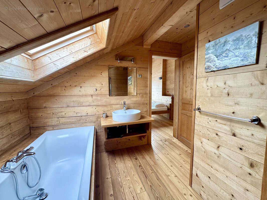 Maison à FONTCOUVERTE-LA-TOUSSUIRE