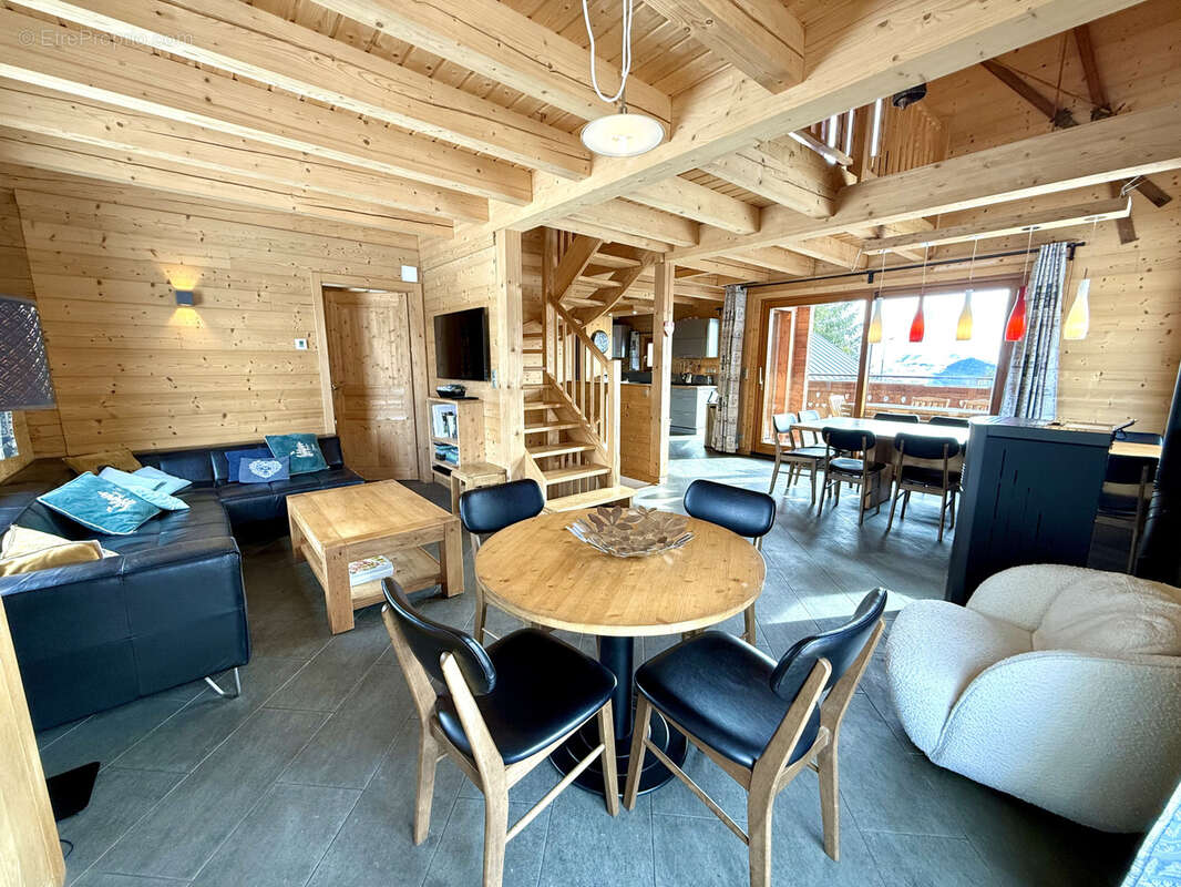 Maison à FONTCOUVERTE-LA-TOUSSUIRE