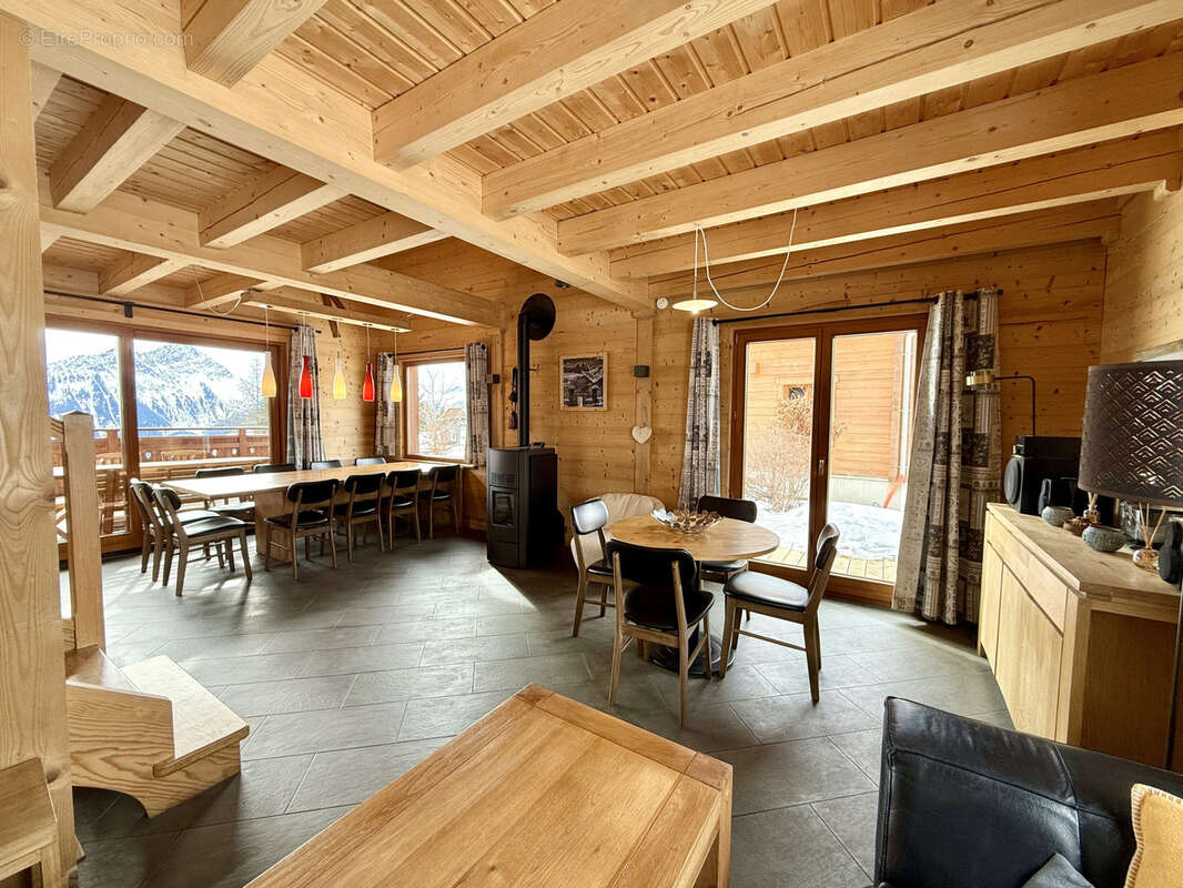 Maison à FONTCOUVERTE-LA-TOUSSUIRE