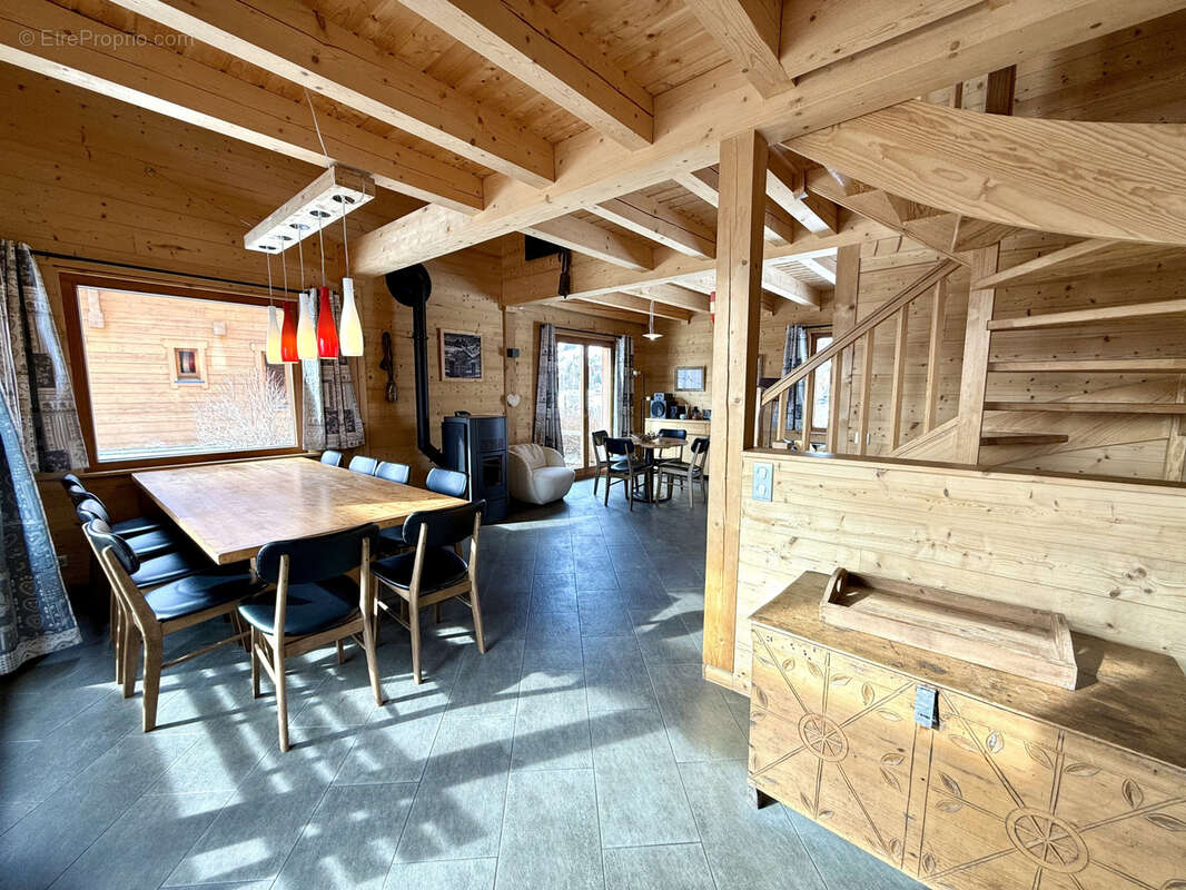 Maison à FONTCOUVERTE-LA-TOUSSUIRE