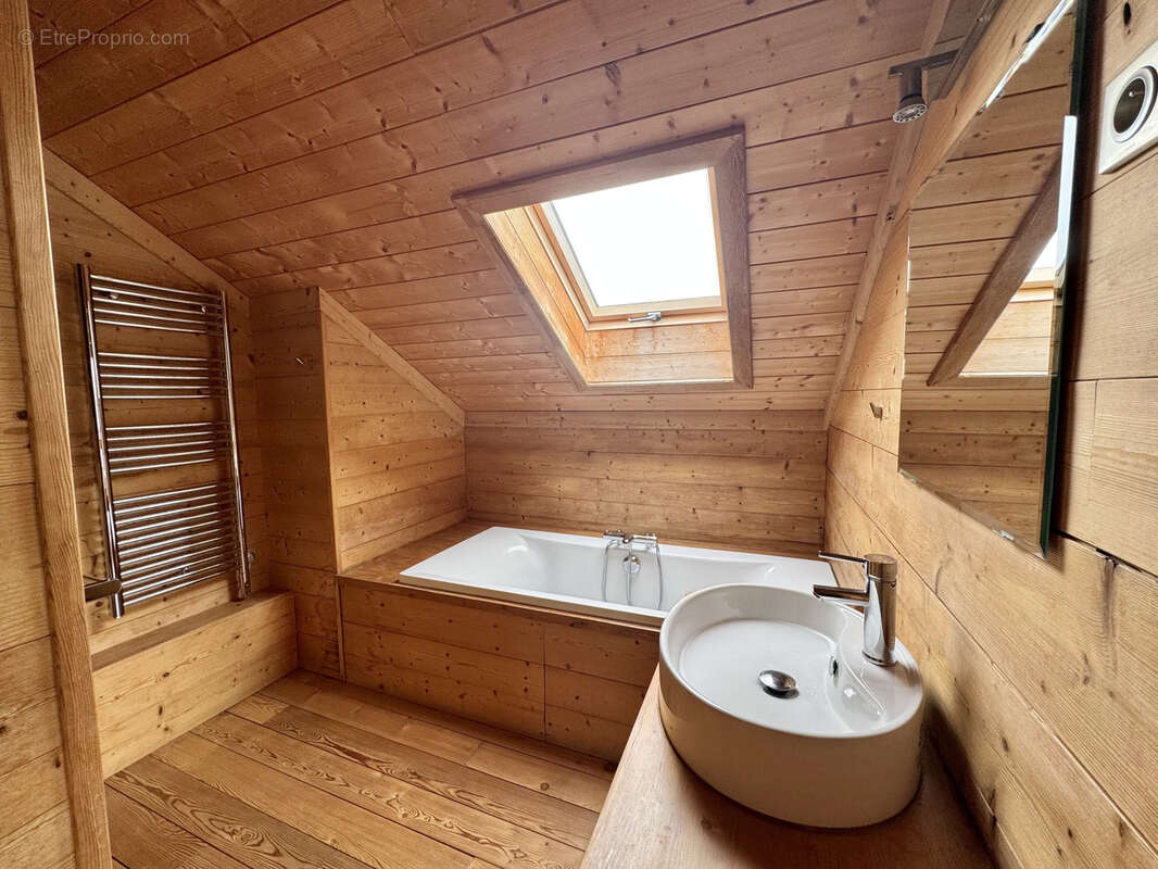 Maison à FONTCOUVERTE-LA-TOUSSUIRE