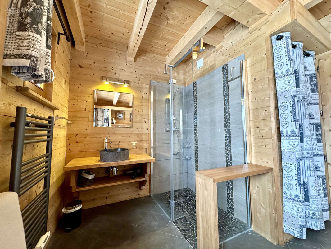 Maison à FONTCOUVERTE-LA-TOUSSUIRE