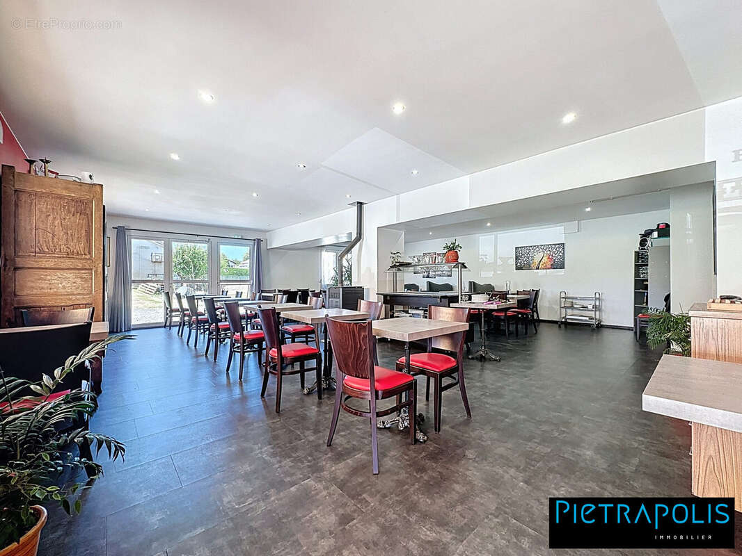 Commerce à LE PUY-EN-VELAY